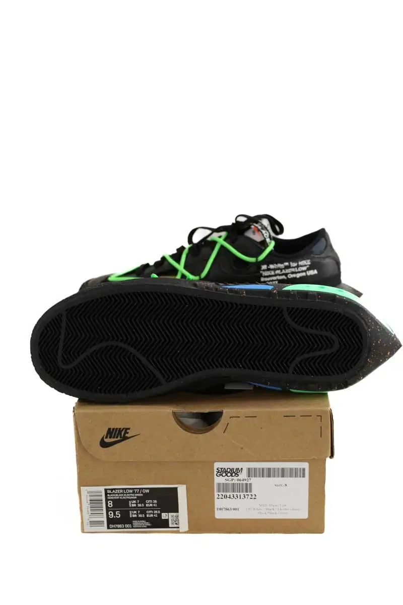 Baskets Nike Off while X nike blazer low black green Noir en Cuir