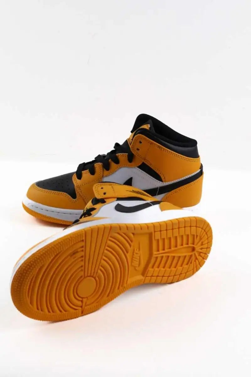 Baskets Nike Orange en Cuir