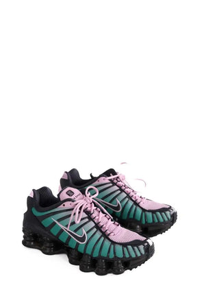 Baskets Nike SHOX Vert en Tissu