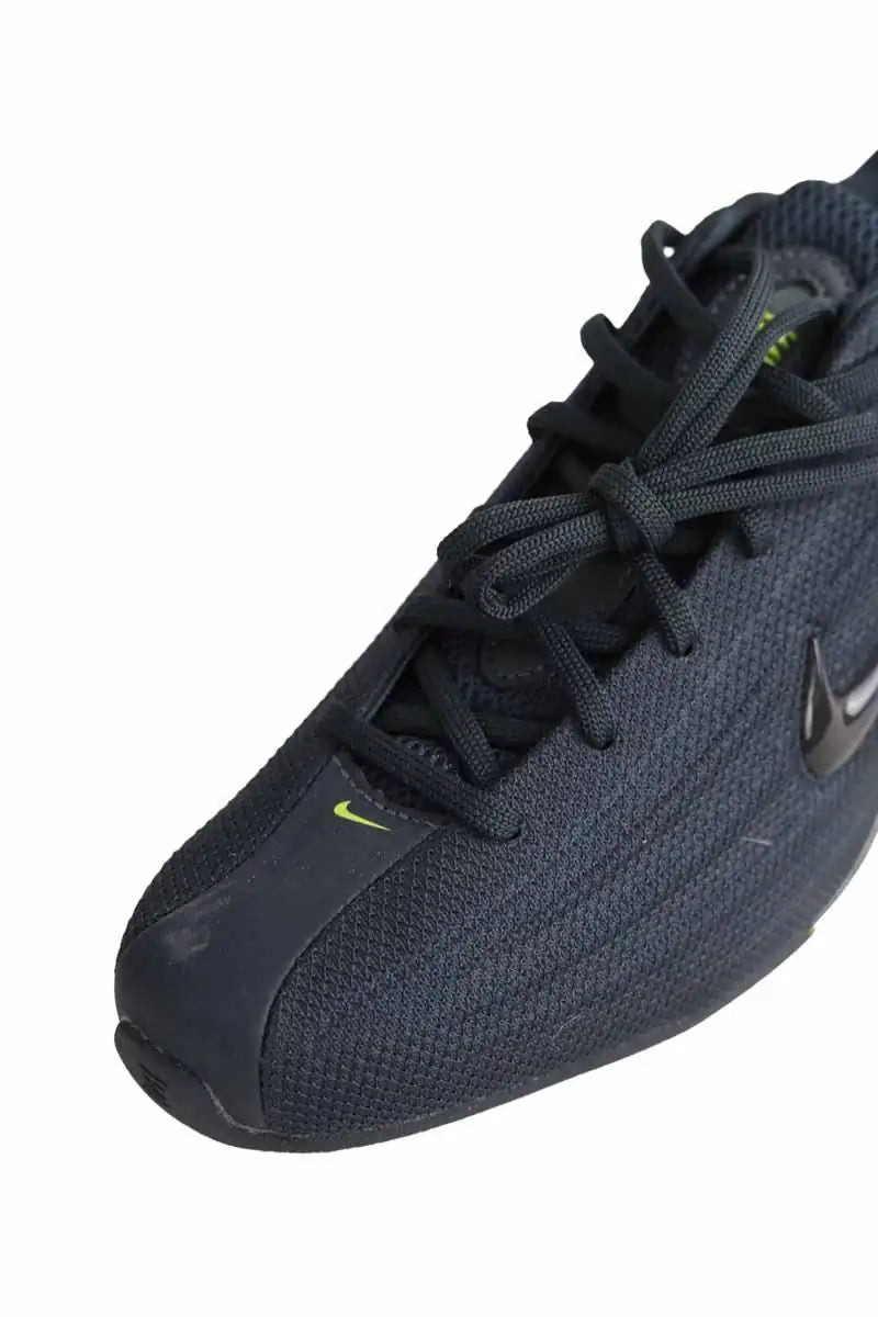 Baskets Nike SHOX Vert en Tissu