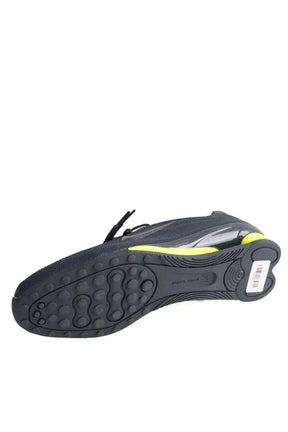 Baskets Nike SHOX Vert en Tissu