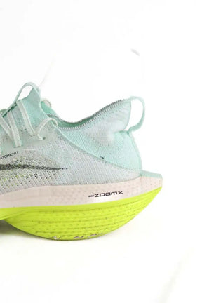 Baskets Nike Vert en Tissu