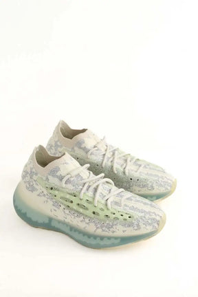 Baskets Yeezy Yeezy boost 380 Bleu en Caoutchouc