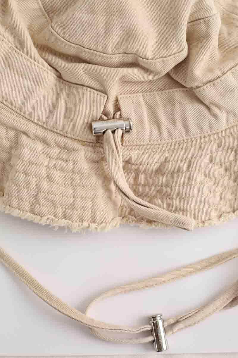 Bob Jacquemus Beige en Coton