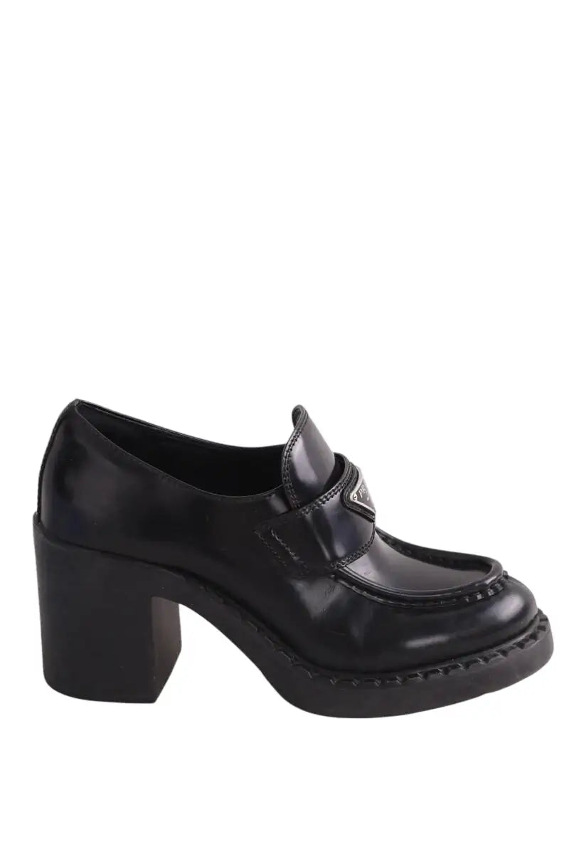 Boots mocassin Prada Noir en Cuir, taille 37 - Seconde Main