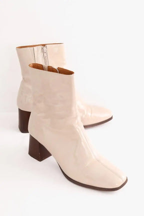 Boots Sézane Beige en Cuir verni