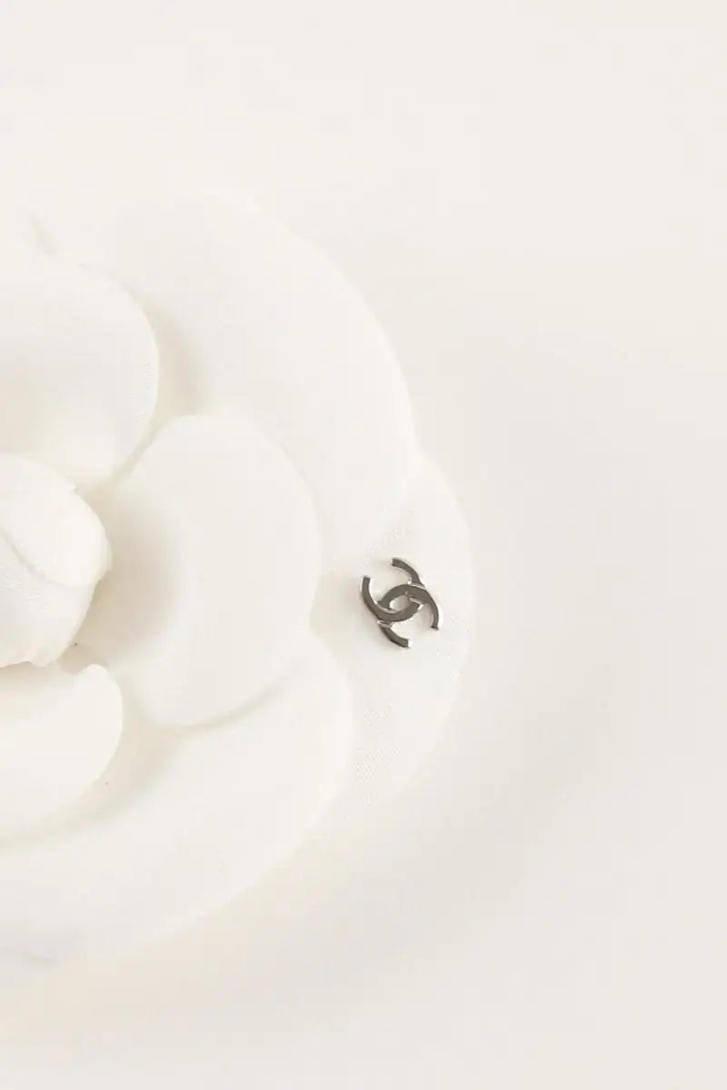 Broche Chanel Blanc en Tissu