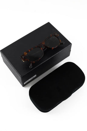 Lunettes de soleil Linda Farrow  Marron