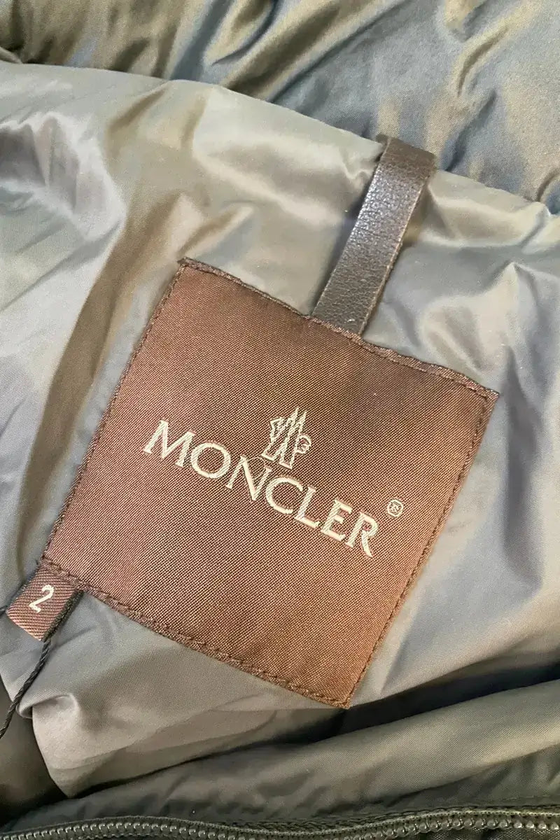 Manteau Moncler Gris en Synthétique