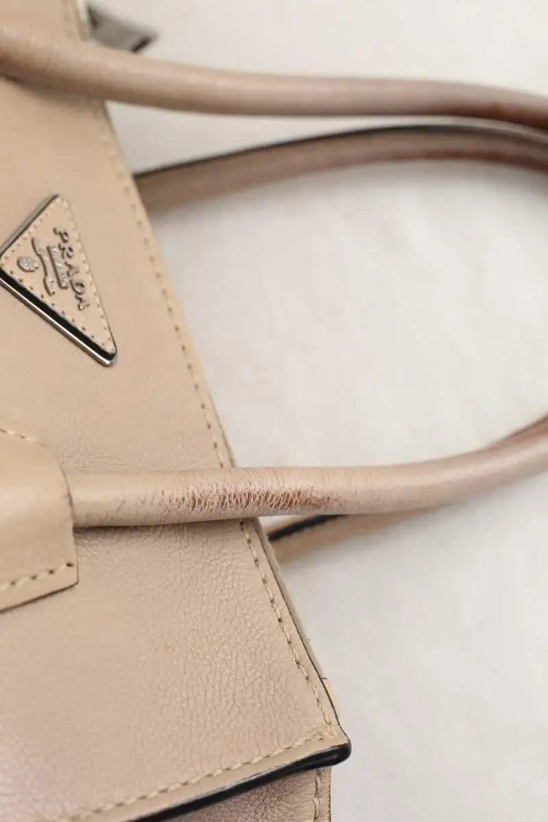 Cabas Prada City twin pocket Beige en Cuir