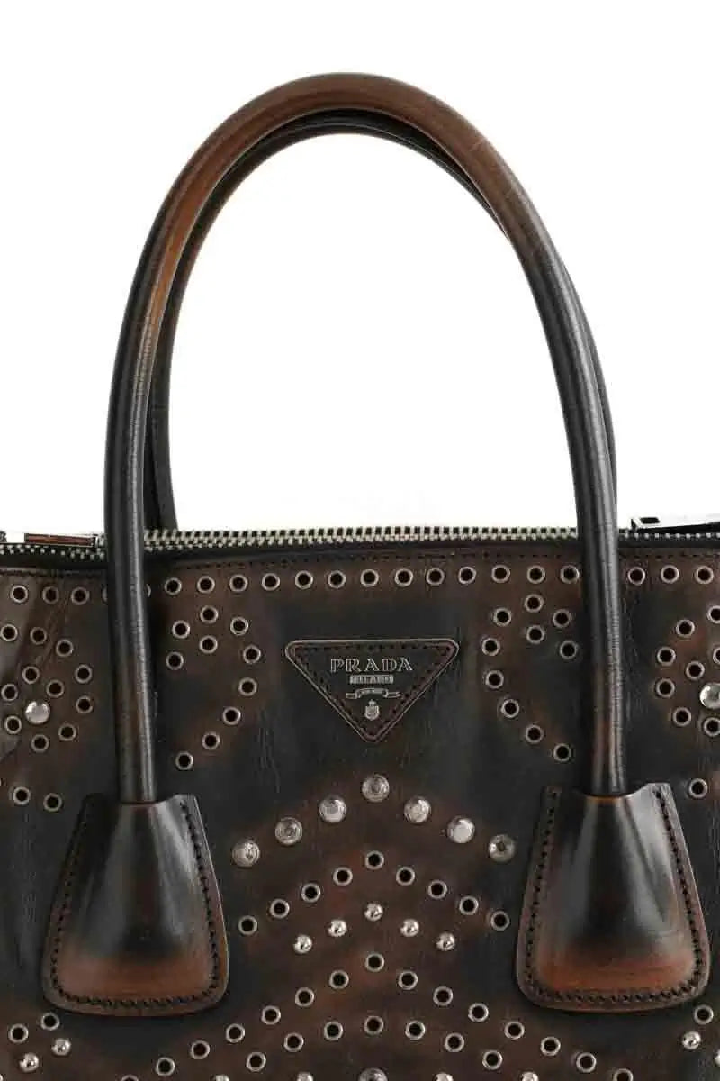 Cabas Prada Galleria, studded twin pocket  Marron en Cuir