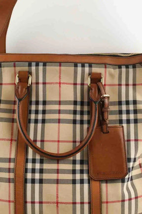 Cabas zippé check Burberry Beige en Cuir