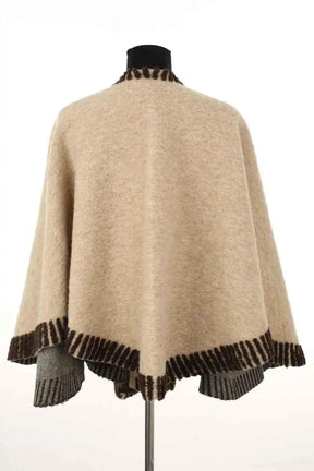 Cape Maje Marron en Laine