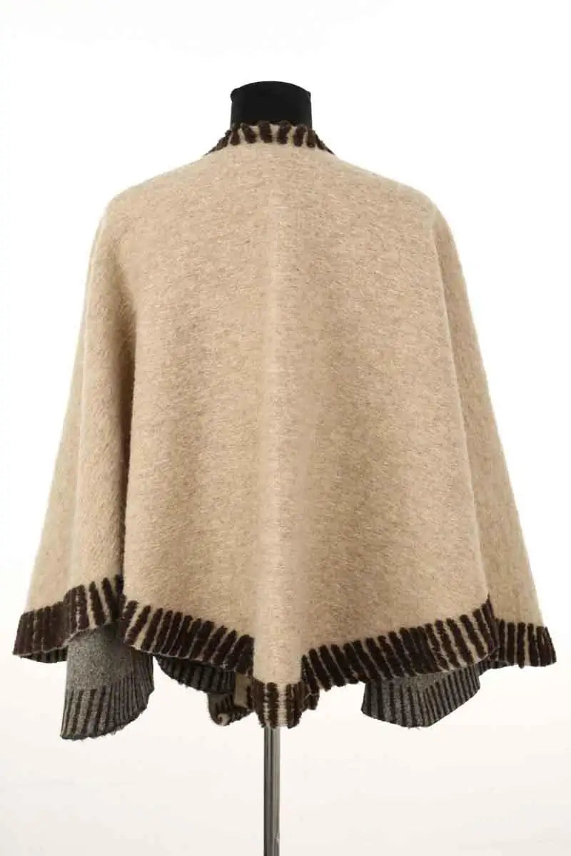 Cape Maje Marron en Laine