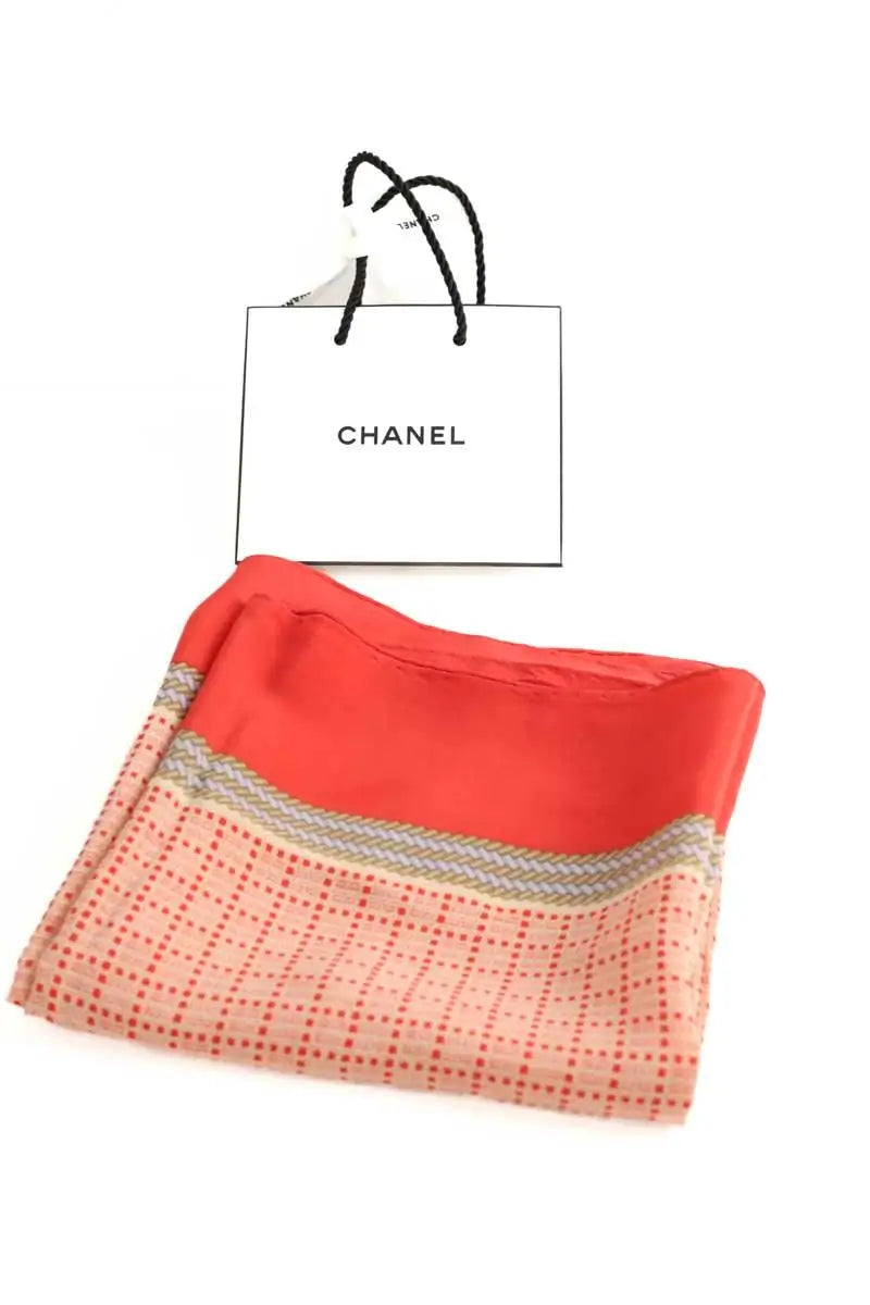 Carré Chanel Rouge en Soie
