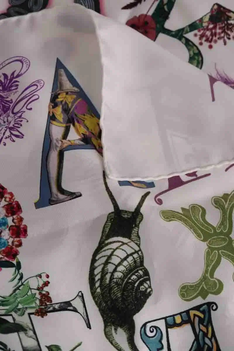 Carré Christian Lacroix Blanc en Soie