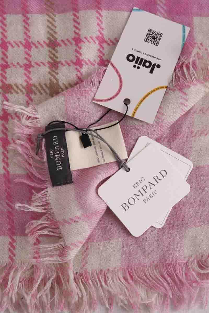 Carré Eric Bompard Rose en Cachemire