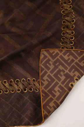 Carré Fendi Marron en Soie