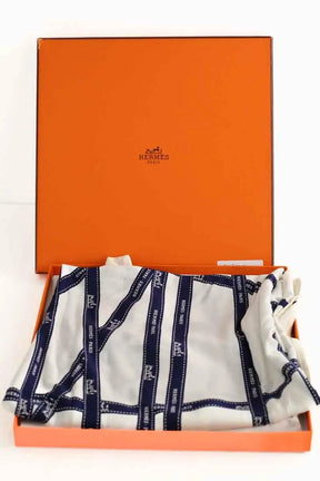 Carré Hermès Blanc en Soie