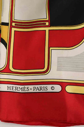 Carré Hermès Les Coupes de F.de la Perriere Rouge en Soie