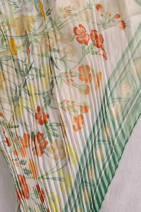 Carré Hermès Oeillets sauvages  Turquoise en Soie