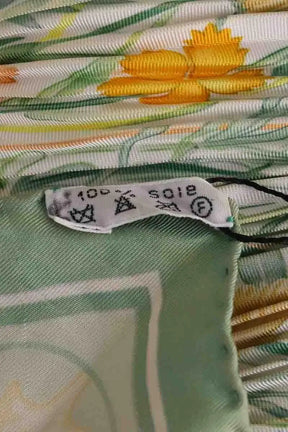 Carré Hermès Oeillets sauvages  Turquoise en Soie