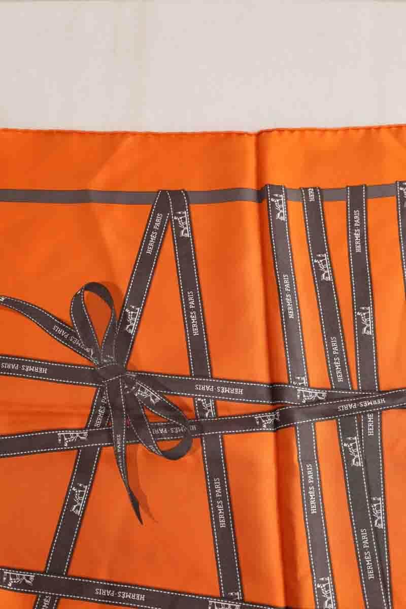Carré Hermès Orange en Soie