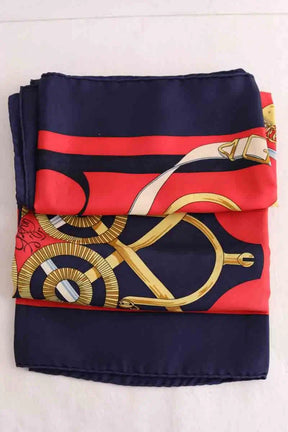 Carré Hermès Rouge en Soie