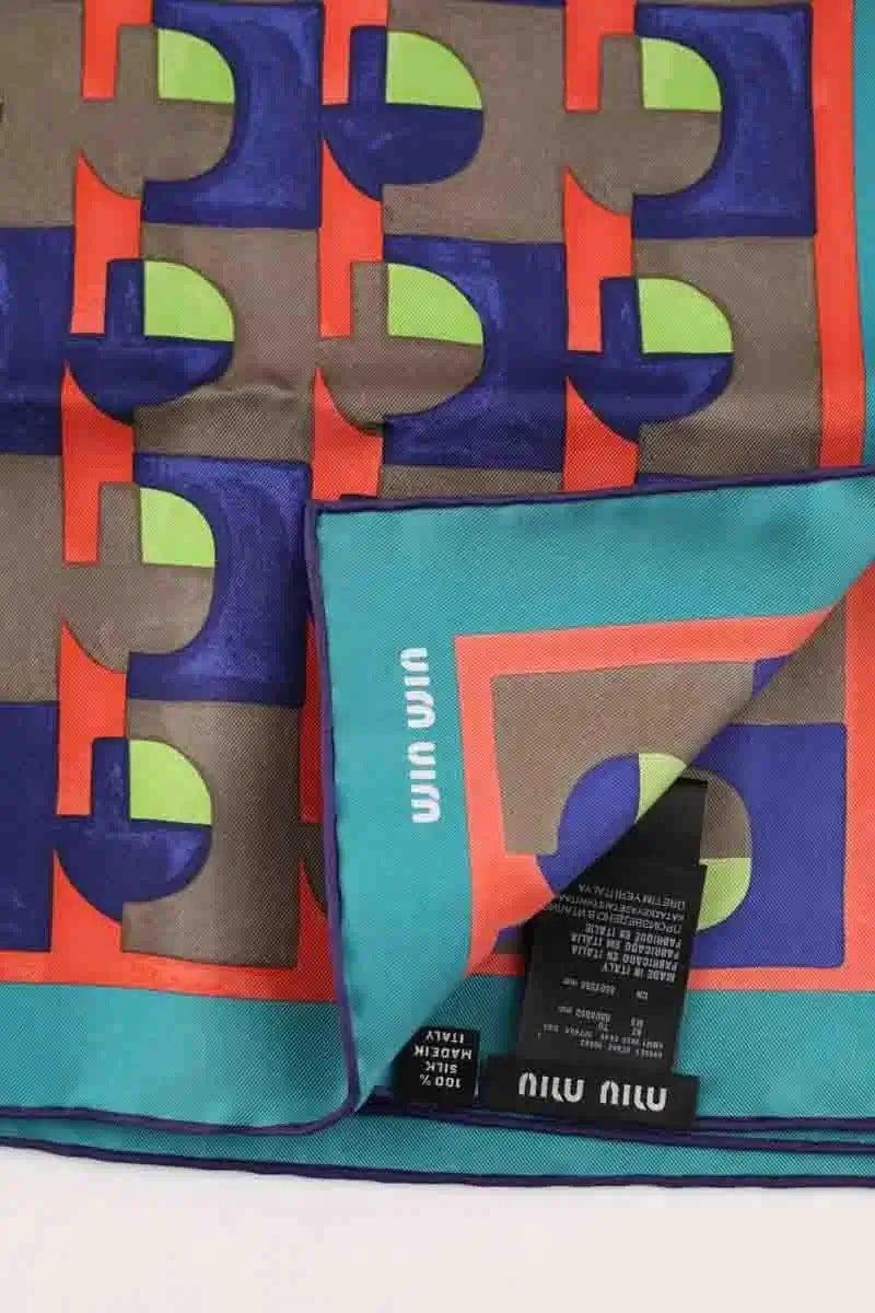 Carré Miu Miu Multicolore en Soie