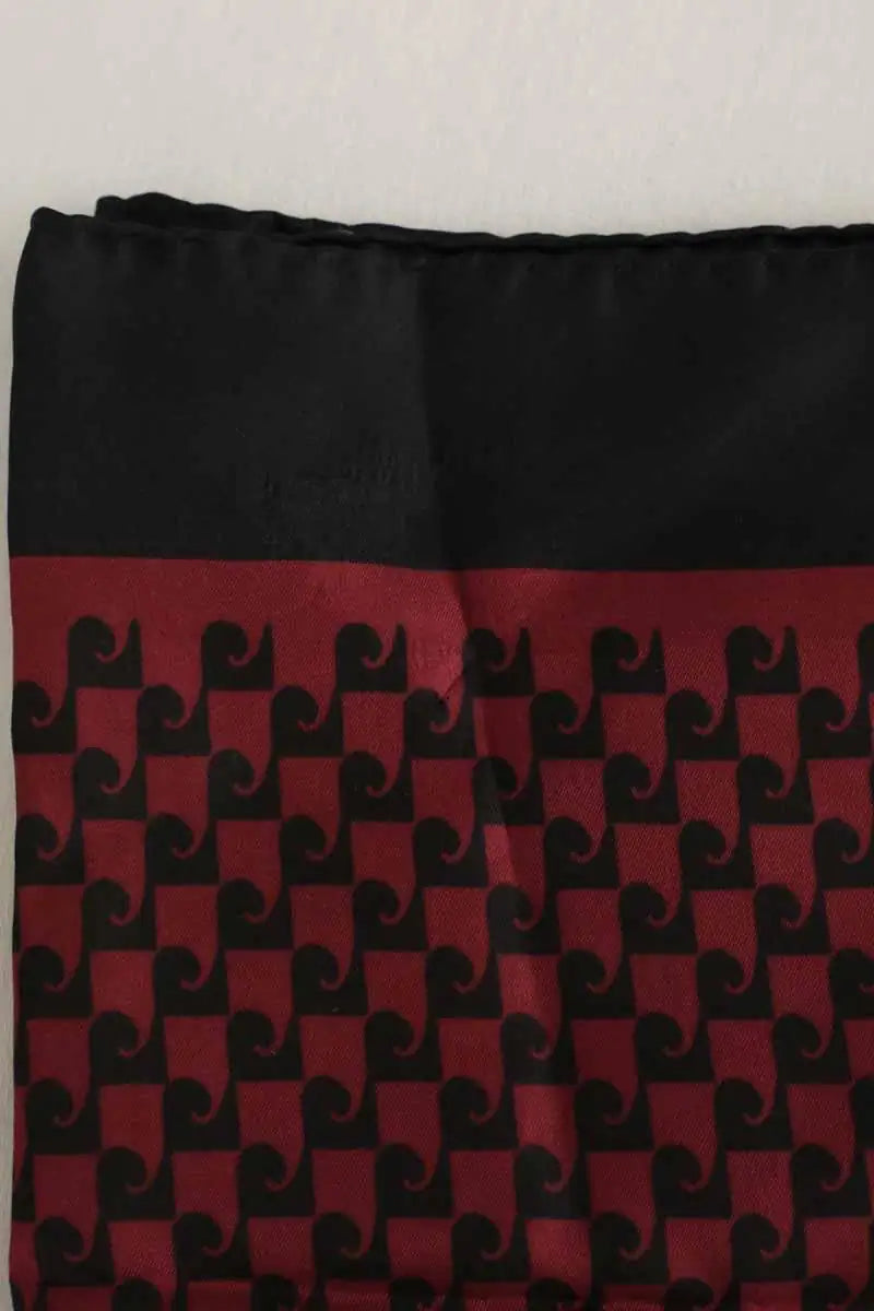 Carré Pierre Cardin Rouge en Soie