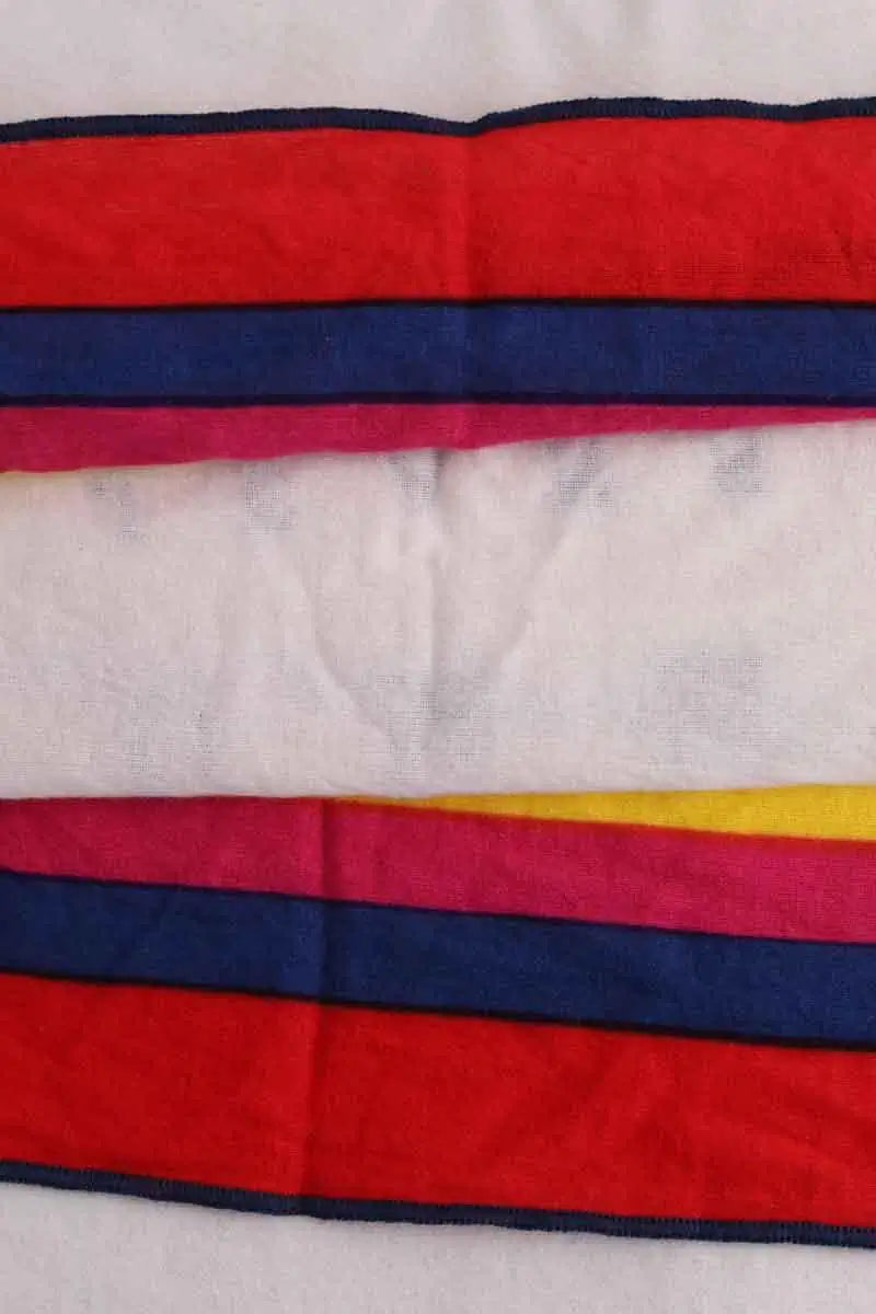 Carré Tommy Hilfiger Rouge en Soie