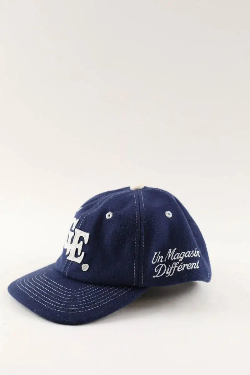 Casquette Other Brand Bleu en Laine