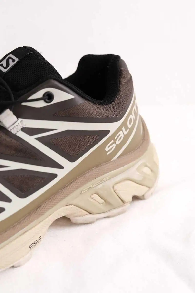 Baskets Salomon Marron en Tissu