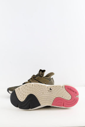 Baskets Adidas Other Kaki