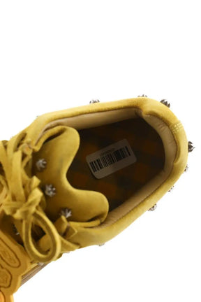 Chaussures à lacets Burberry Jaune en Daim