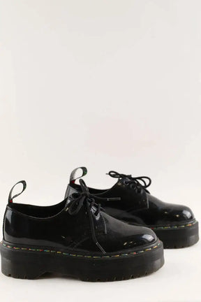 Chaussures à lacets Dr. Martens Noir en Cuir verni