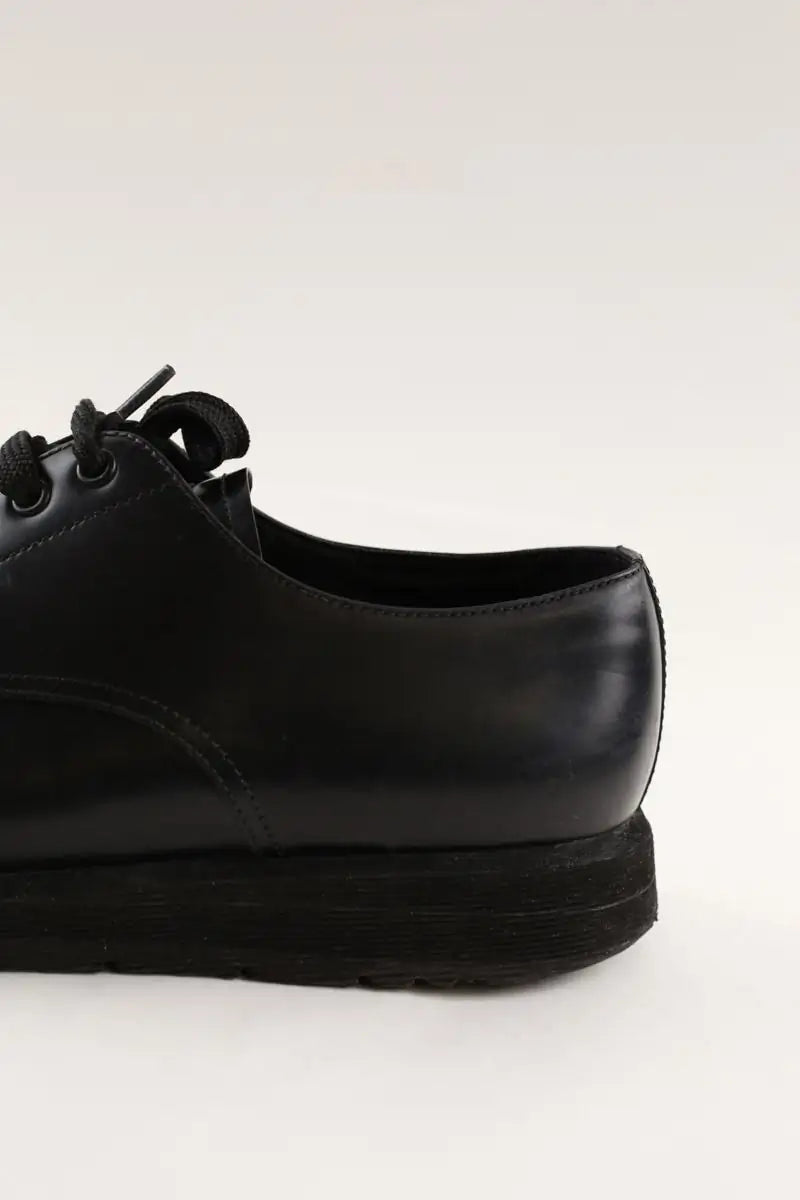 Chaussures à lacets Prada Noir en Cuir