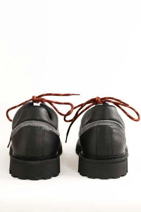 Chaussures à lacets un Magasin Différent Noir en Cuir