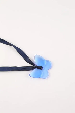 Collier Baccarat Papillon Porte- Bonheur Bleu en Cristal