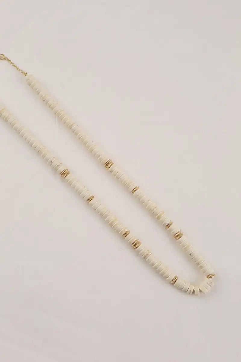 Collier Sézane Blanc en Autres