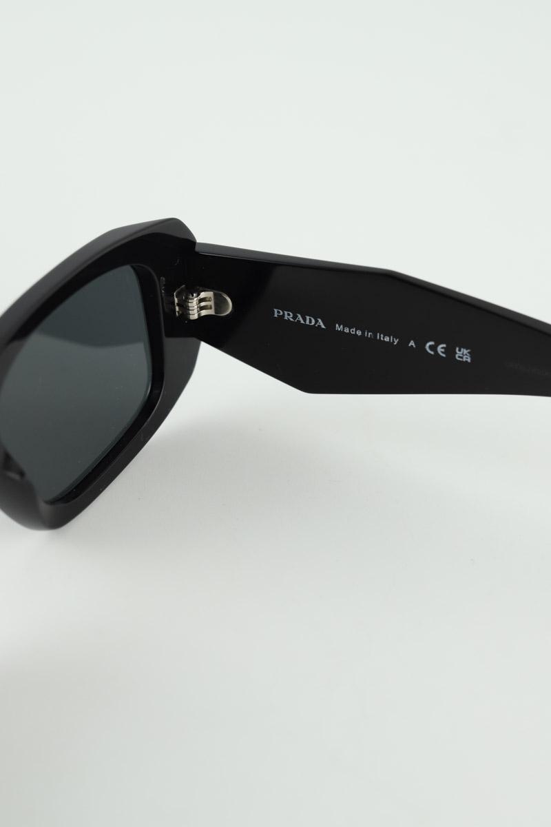 Lunettes de soleil Prada  Noir