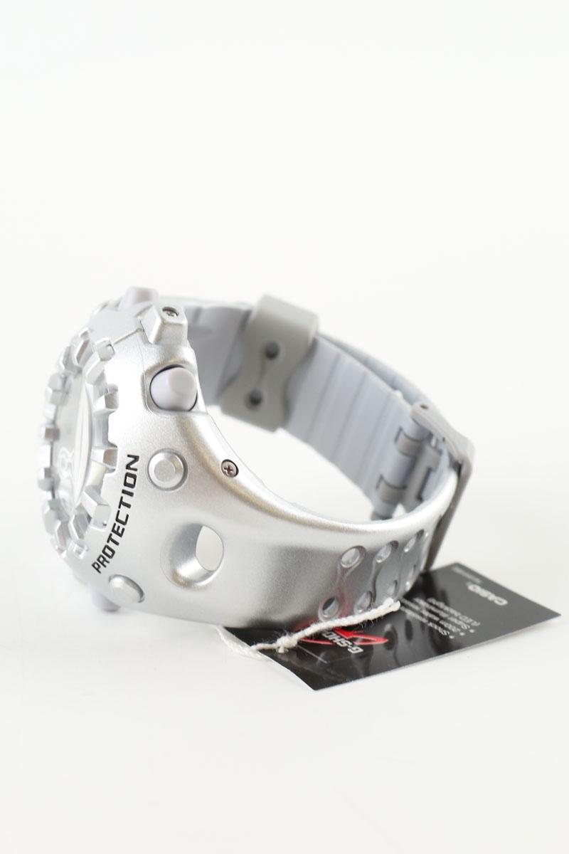 Montre CASIO  Argent