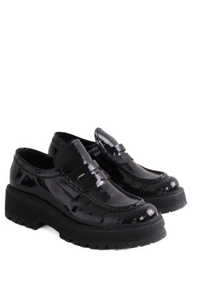 Mocassins Miu Miu Noir en Cuir