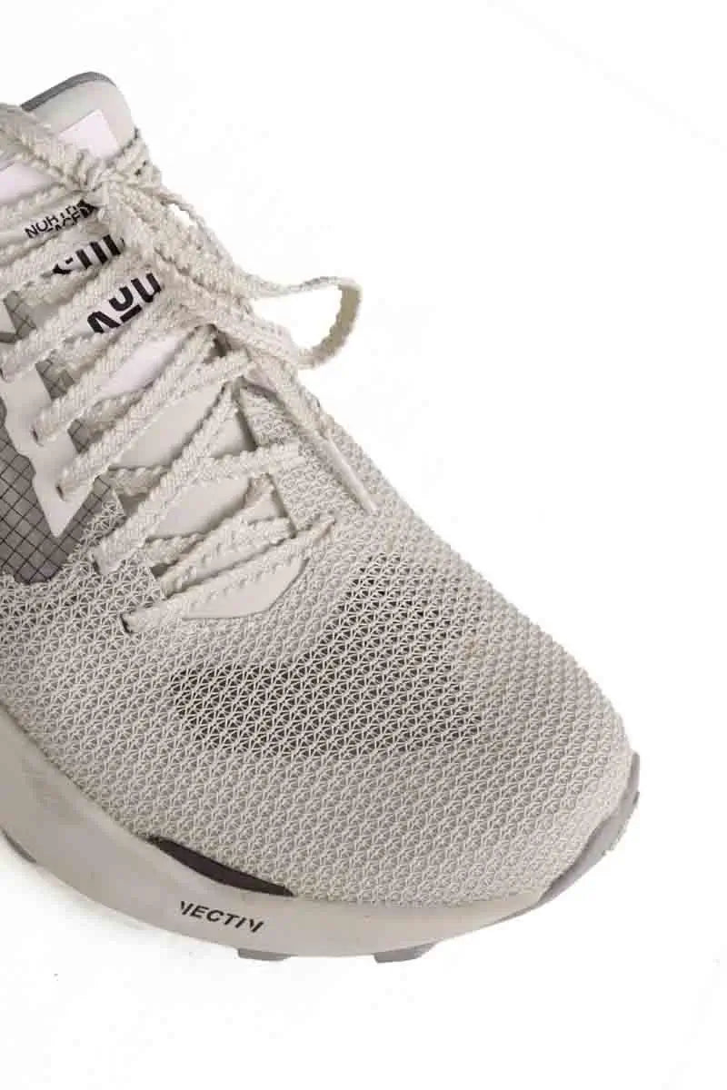 Baskets basses The North Face Gris en Tissu