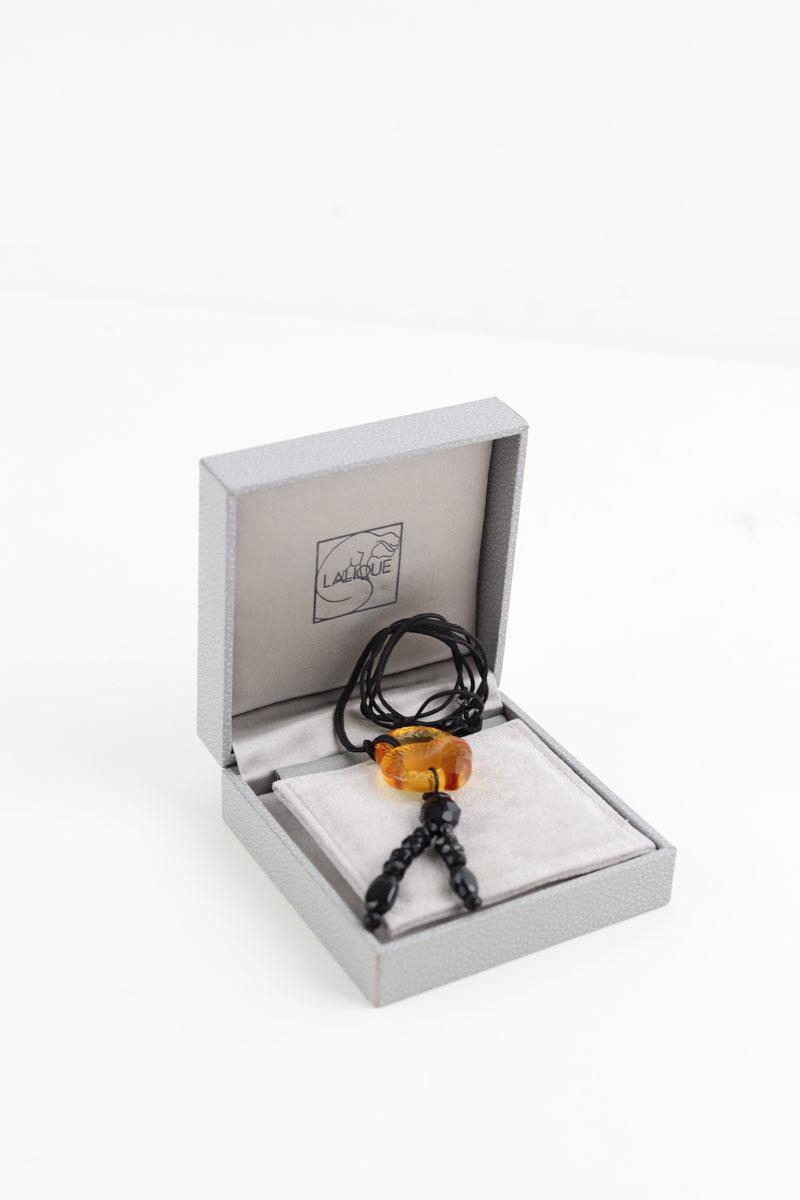 Collier Lalique  Noir
