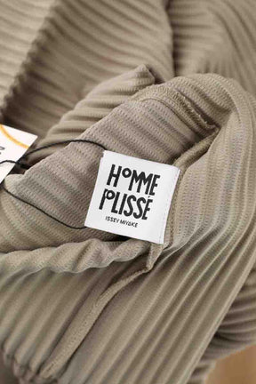 T-shirt Issey Miyake  Kaki