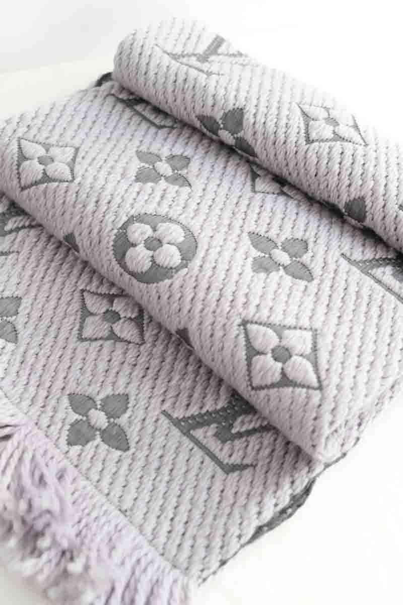 Foulard Louis Vuitton  Gris