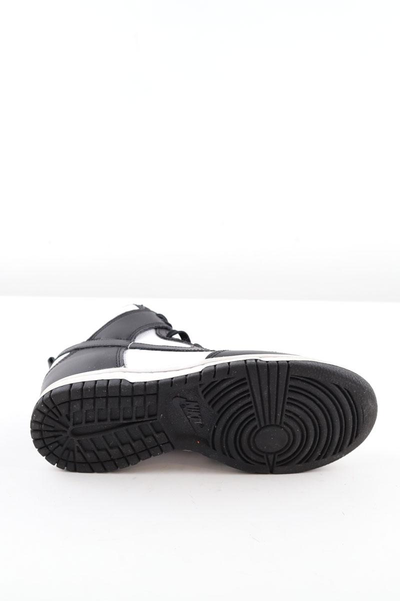 Baskets Nike  Noir