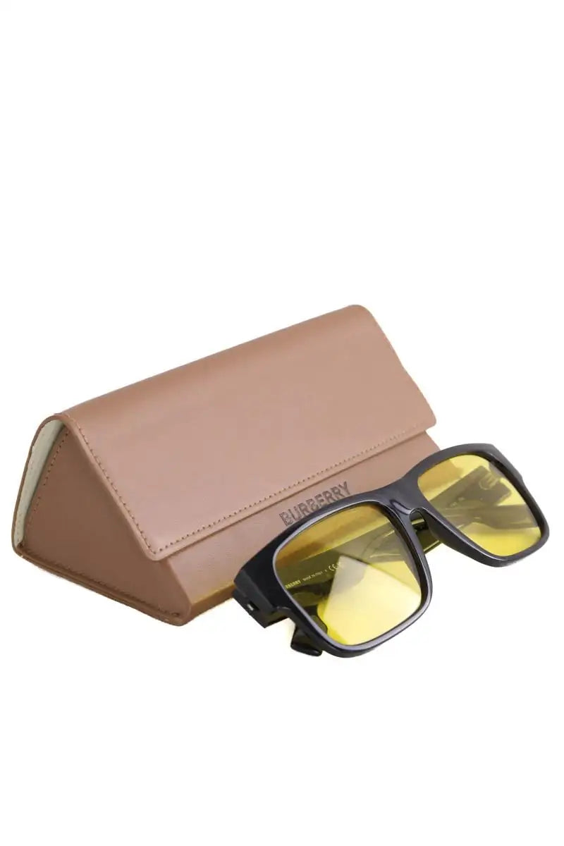 Lunettes de soleil Burberry Noir en Plastique
