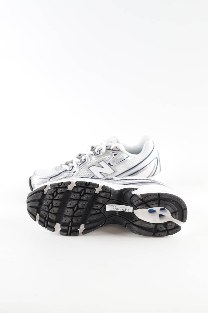 Baskets New Balance  Argent